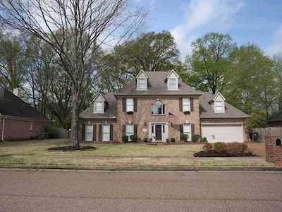 1189 Macon Ridge Dr Collierville, TN 38017