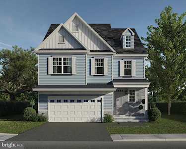 611 Roosevelt Court Upper Gwynedd, PA 19446