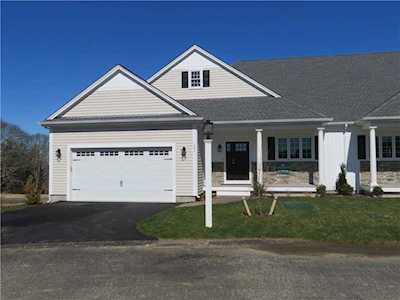 54 Joseph Ct #12 North Kingstown, RI 02874