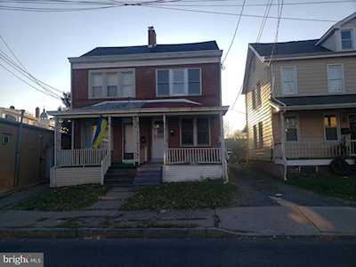 823 Spruce St Trenton, NJ 08638