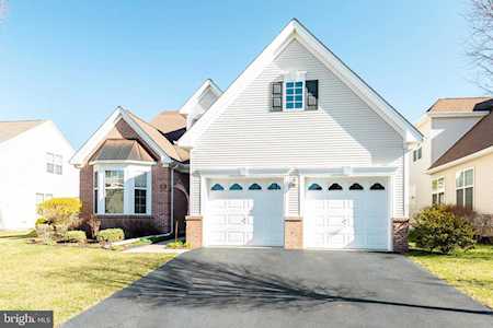 13 Barton Dr Hightstown, NJ 08520