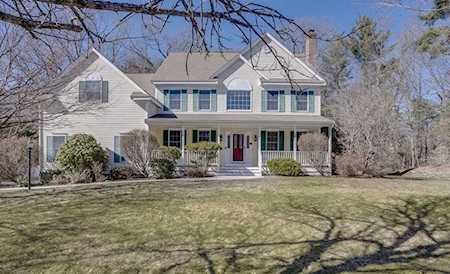 1 Copeland Dr Bedford, MA 01730
