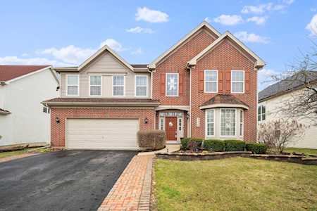 773 Barclay Dr Bolingbrook, IL 60440