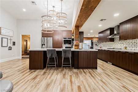 4317 Apex Dr Las Vegas, NV 89147