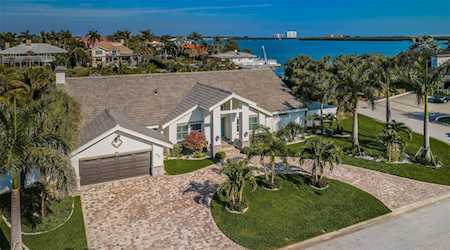 6198 52nd St S St. Petersburg, FL 33715