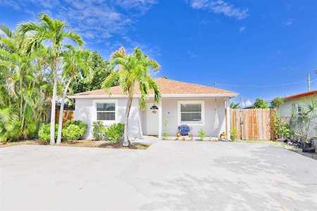 6120 N Dixie Highway Boca Raton, FL 33487