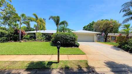 2203 40th St W Bradenton, FL 34205