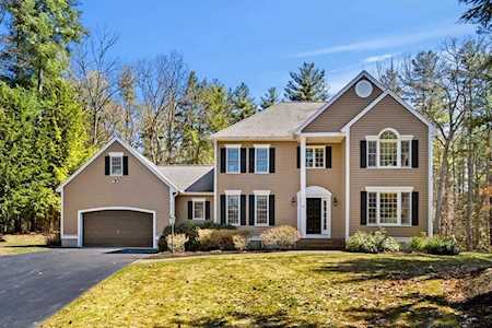 177 Wintergreen Ln Groton, MA 01450