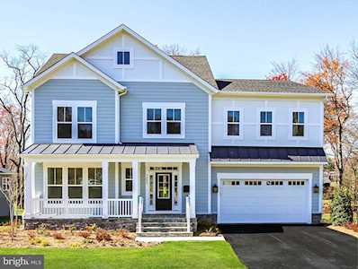 3200 Glenwood Place Falls Church, VA 22041