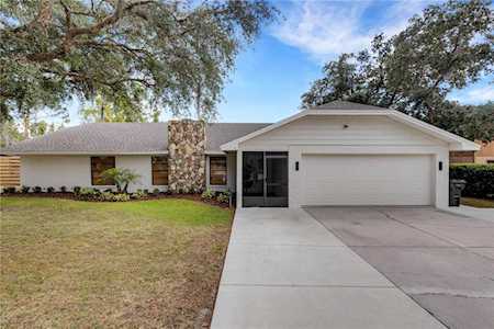 126 Woodside Dr Lakeland, FL 33813