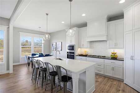 1504 SW Arbormill Terrace Lee's Summit, MO 64082