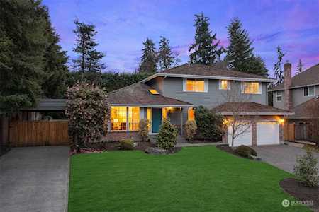 16418 122nd Place NE Bothell, WA 98011