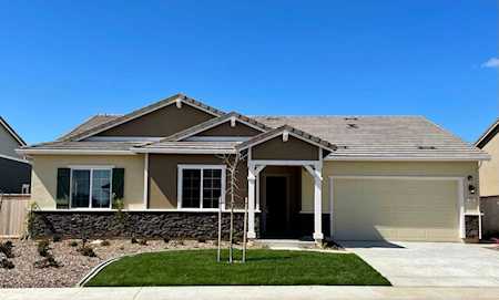 772 Lodge Way Lincoln, CA 95648