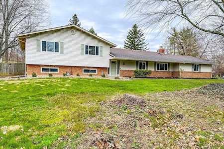 8551 Birchcreek Circle Dayton, OH 45458