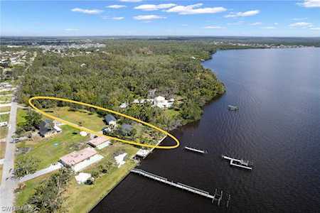 1864 Stevenson Rd North Fort Myers, FL 33917