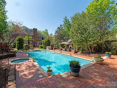 3732 Drayton Hall Ln Charlotte, NC 28270