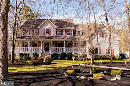11 Larsen Park Dr Medford, NJ 08055