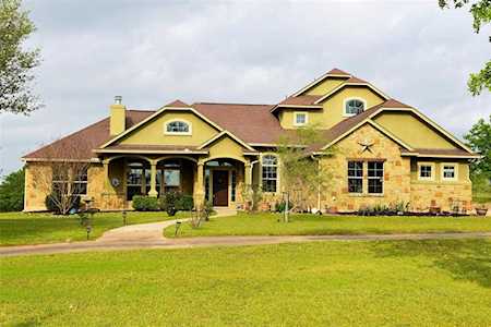 220 Mcallister RD Bastrop, TX 78602