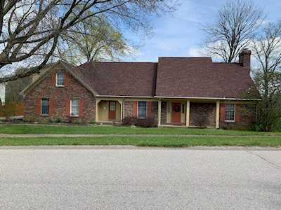 2113 Crystal Creek Dr Frankfort, KY 40601