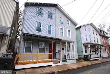 410 Lawrence St Burlington, NJ 08016