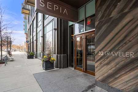 32 Traveler St #202 Boston, MA 02118