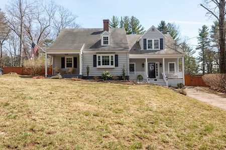 123 Forest Hill Avenue Lynnfield, MA 01940