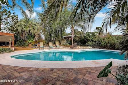 975 Floyd ST Fleming Island, FL 32003