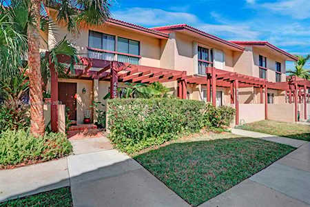 4852 Sheridan St #7 Hollywood, FL 33021