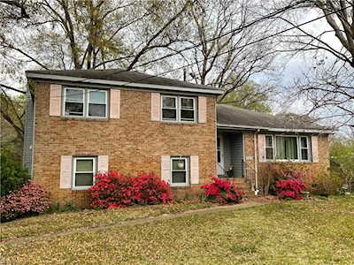 8032 Jolliff Ct Norfolk, VA 23518