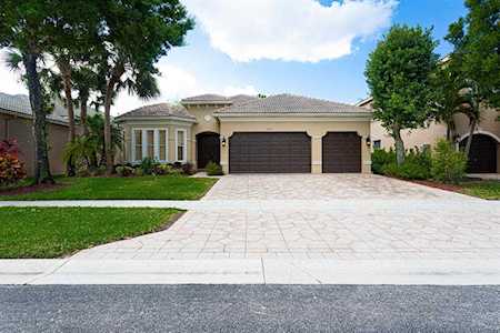 1339 Beacon Circle Wellington, FL 33414