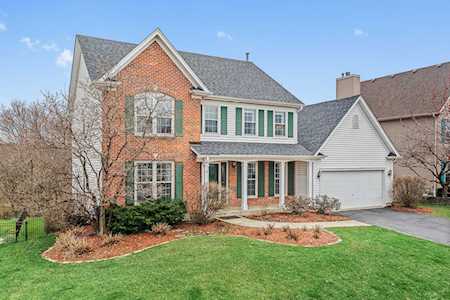 566 Meadowview Dr West Chicago, IL 60185
