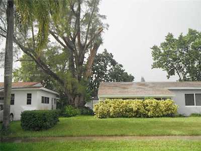 1531 SW 67th Ave North Lauderdale, FL 33068