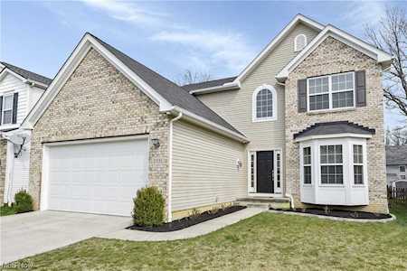 2331 Chelsea St Avon, OH 44011