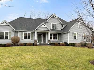 82 Jeffrey Dr North Attleboro, MA 02760