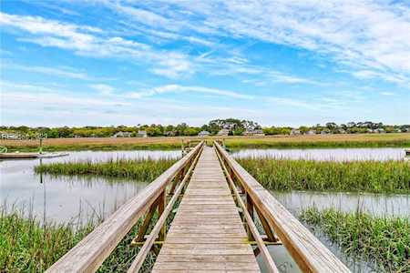 66 N Calibogue Cay Rd Hilton Head Island, SC 29928