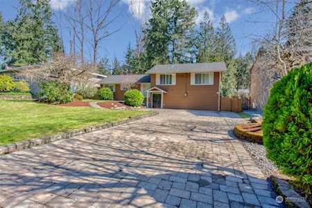 134 130th Place NE Bellevue, WA 98005