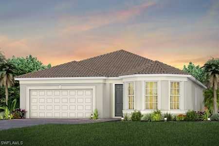 7561 Paradise Tree Dr North Fort Myers, FL 33917