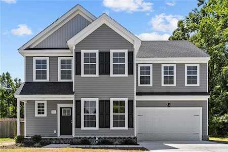 871 Bells Mill Rd Chesapeake, VA 23322