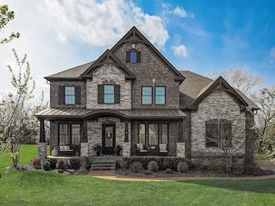 1806 Fordgate Xing Brentwood, TN 37027