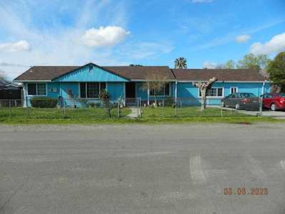 511 S Coolidge Avenue Stockton, CA 95215