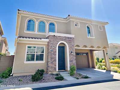 1129 E Sabino Drive Chandler, AZ 85286