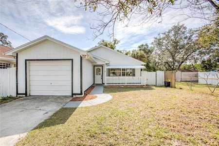 1228 E Boyer St Tarpon Springs, FL 34689