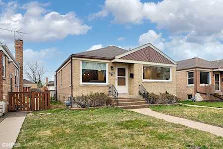 8940 W Forestview Ave North Riverside, IL 60546