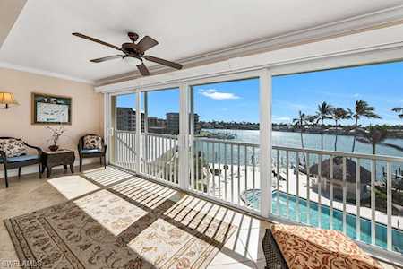 2850 N Gulf Shore Blvd #407 Naples, FL 34103