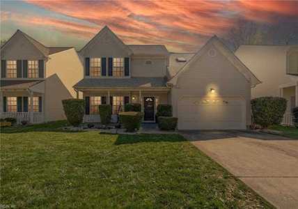 608 Windward Dr Chesapeake, VA 23320