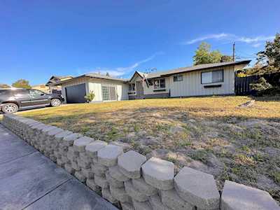 10027 Norte Mesa Dr Spring Valley, CA 91977