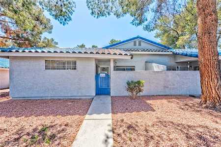 2116 Willowbury Dr #B Las Vegas, NV 89108