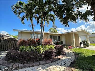 10391 Temple WAY Seminole, FL 33772