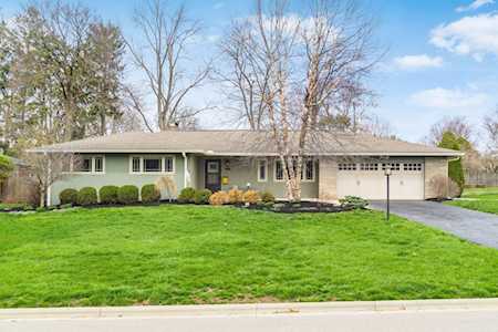 2756 Donna Drive Upper Arlington, OH 43220