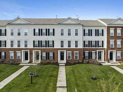 2437 Lady Bedford Place Lexington, KY 40509